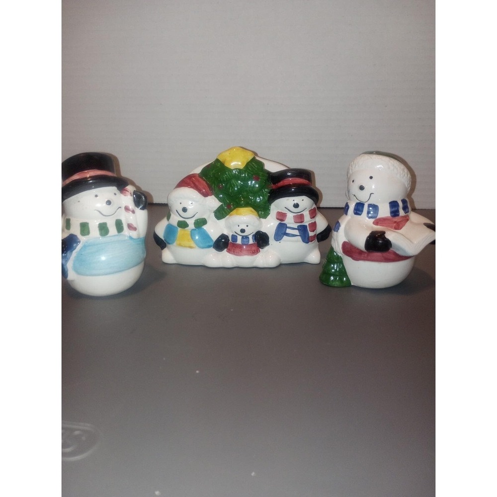 Snowmen In Scarfs Salt And Pepper Shakers With Napkin Holder